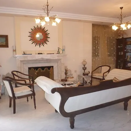 Faidra Holiday home *
