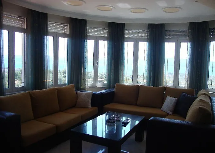 בית נופש Faidra ארטריה