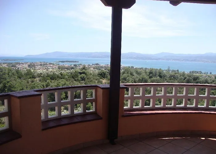 בית נופש Faidra